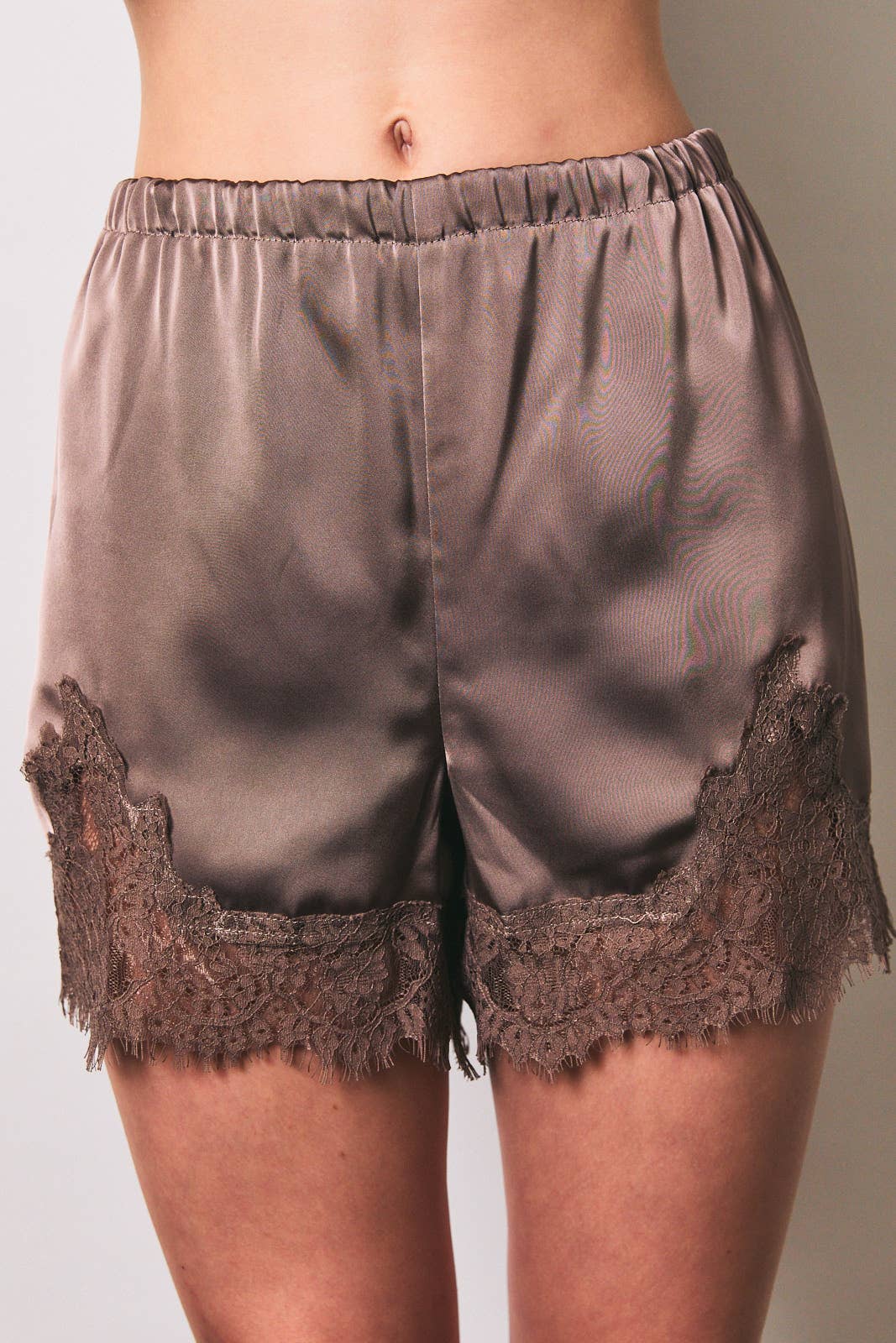 Lace Trim Satin Elastic Waist Mid Rise Shorts